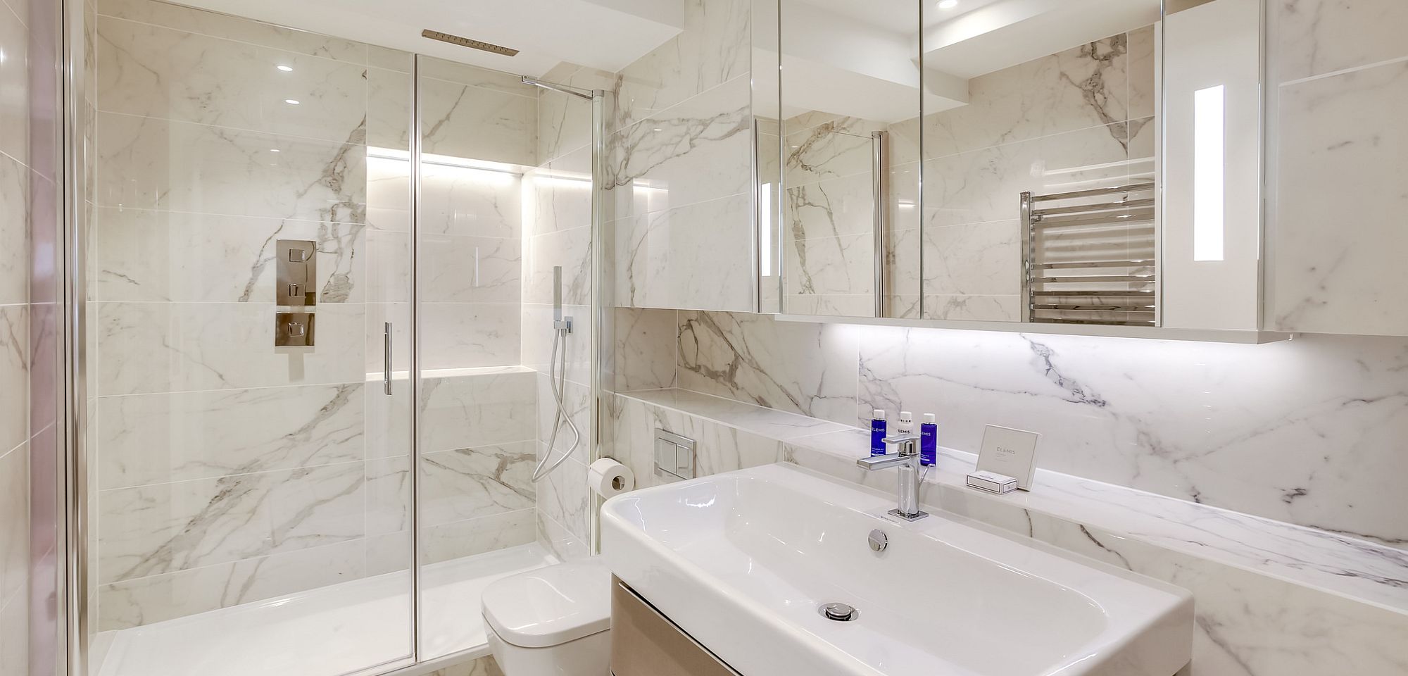 Duplex_Bathroom_Serviced_Apartments_Columbus_Monte-Carlo